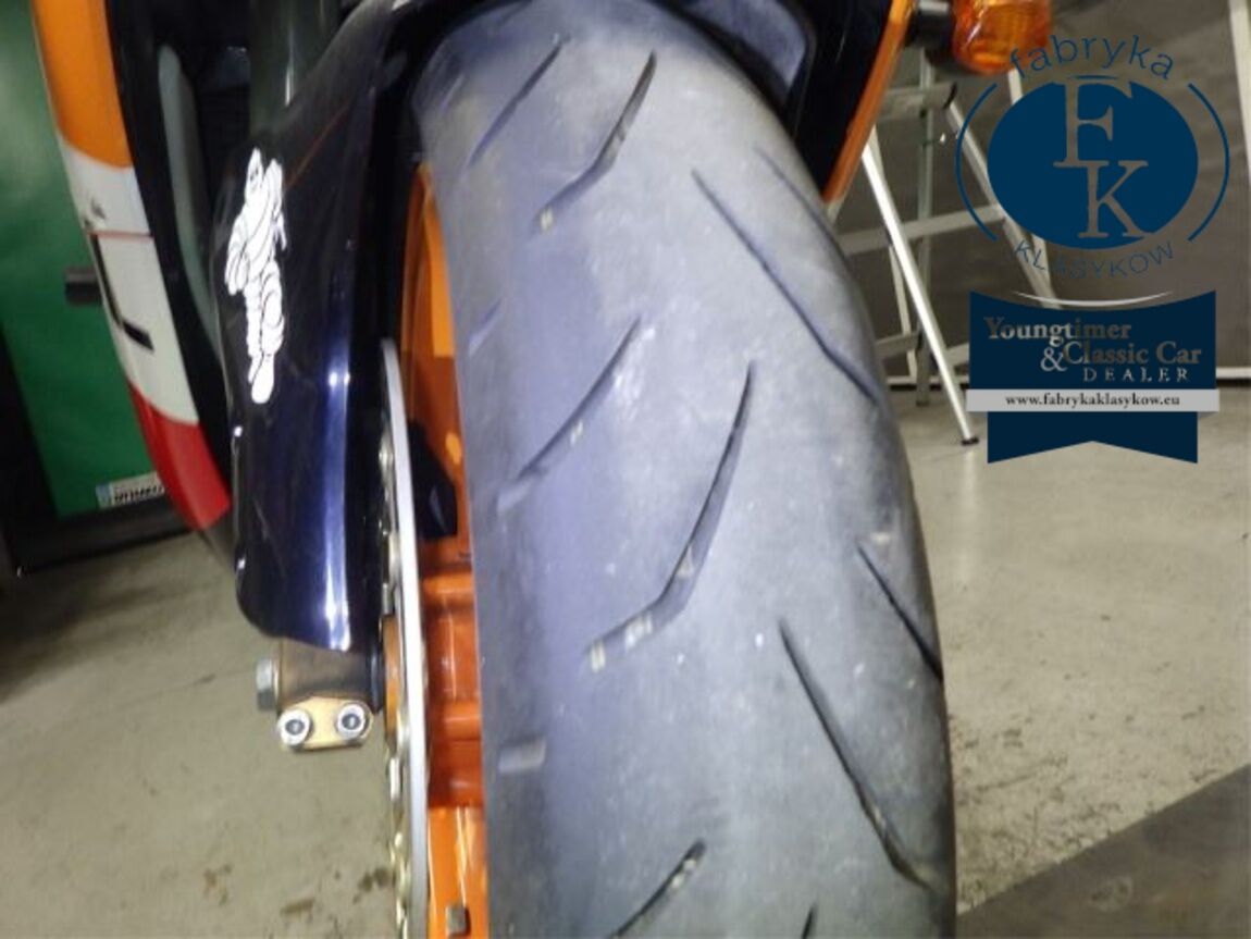 HONDA CBR1000RR 2005 - zdjęcie 23