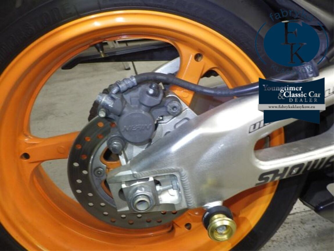 HONDA CBR1000RR 2005 - zdjęcie 25