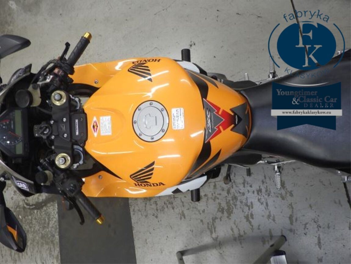 HONDA CBR1000RR 2005 - zdjęcie 32