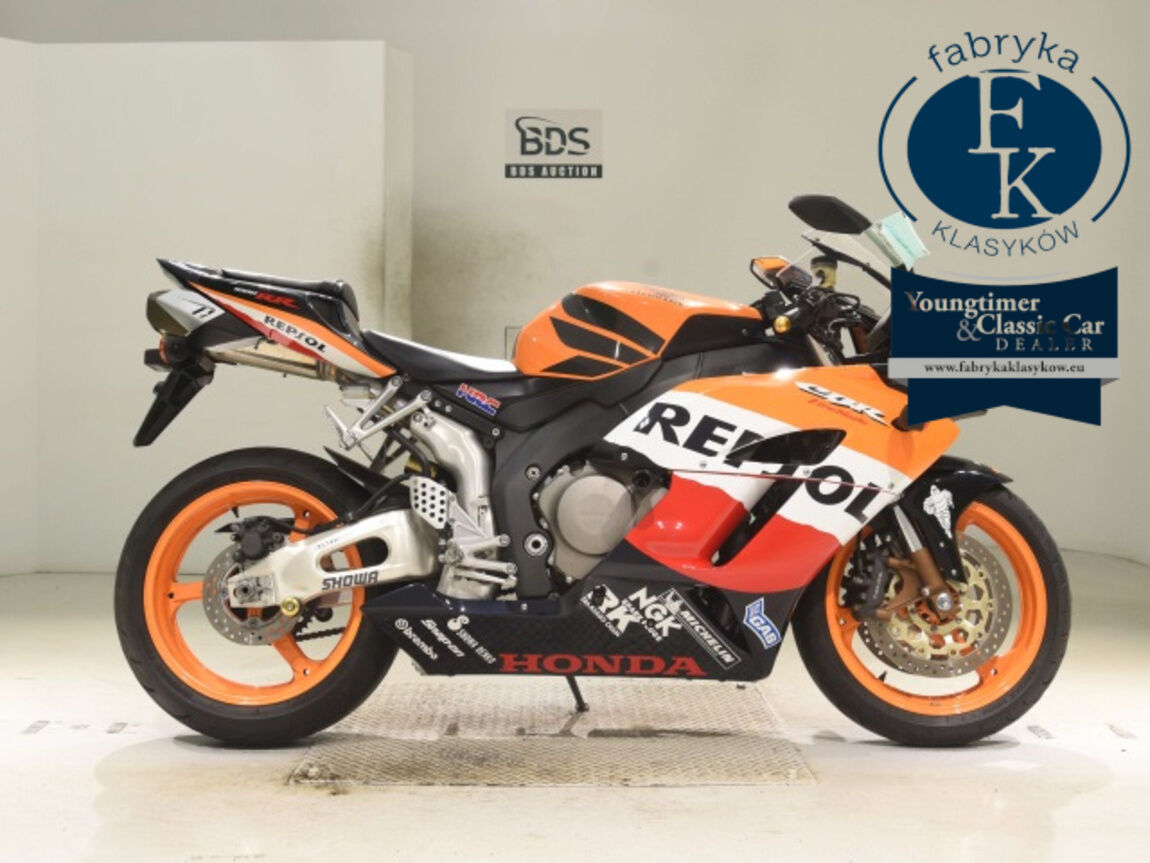 HONDA CBR1000RR 2005 - aukcja, lot NX-2038983962