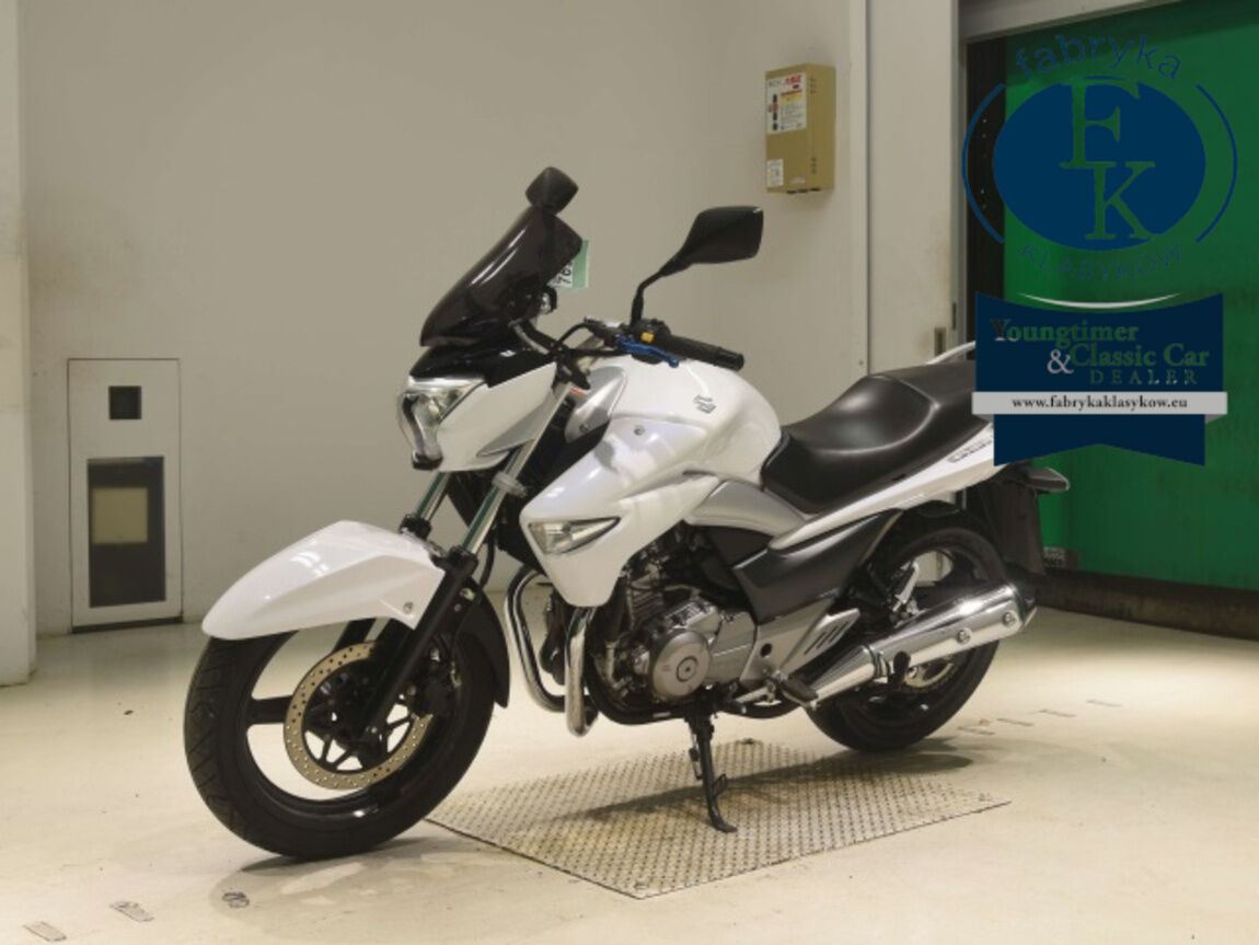 SUZUKI GSR250  - zdjęcie 5