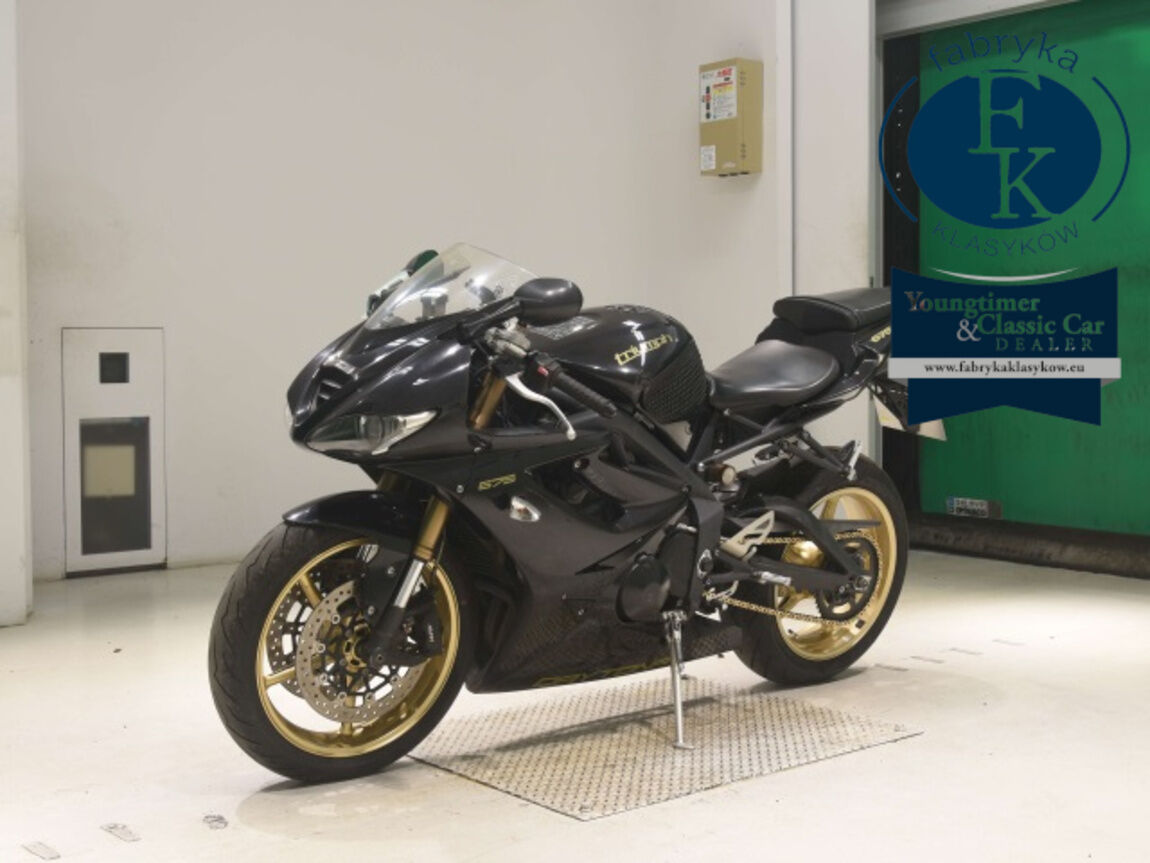 TRIUMPH DAYTONA675 2013 - zdjęcie 5