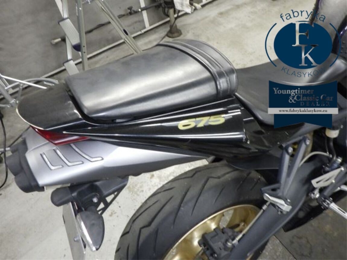 TRIUMPH DAYTONA675 2013 - zdjęcie 19