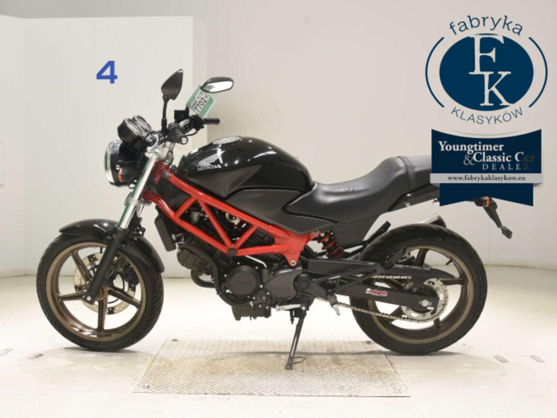 HONDA VTR250  - zdjęcie 3