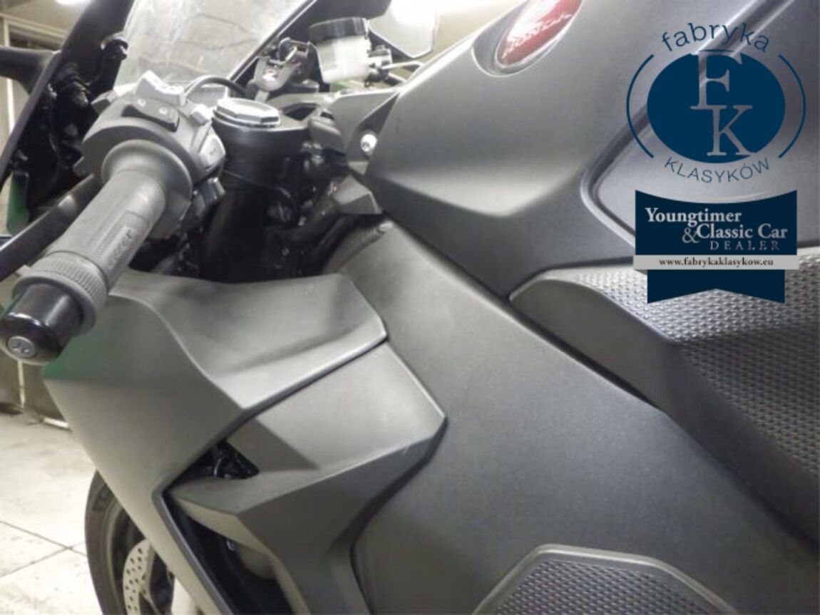HONDA CBR1000RR  - zdjęcie 31