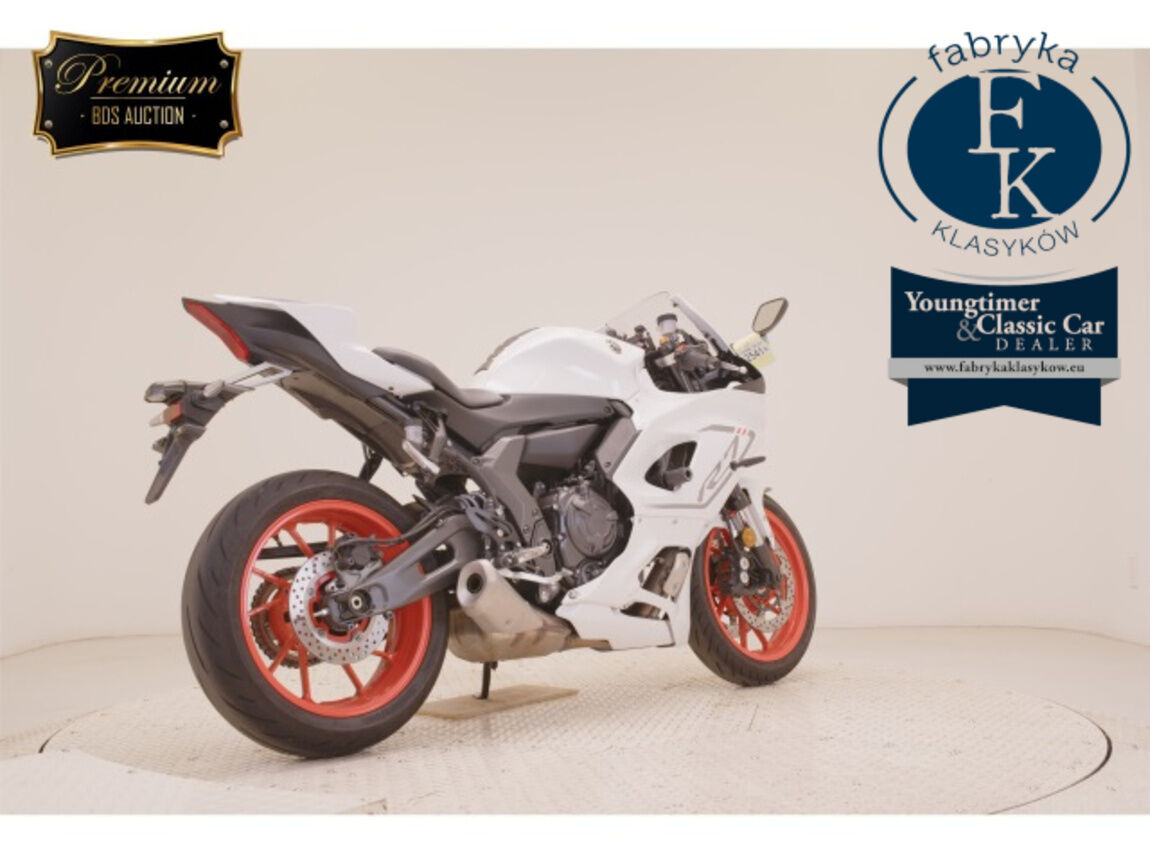 YAMAHA YZF-R7-2 2024 - zdjęcie 6
