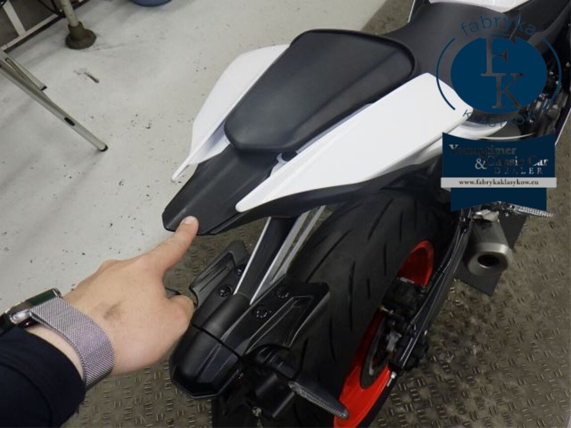 YAMAHA YZF-R7-2 2024 - zdjęcie 17