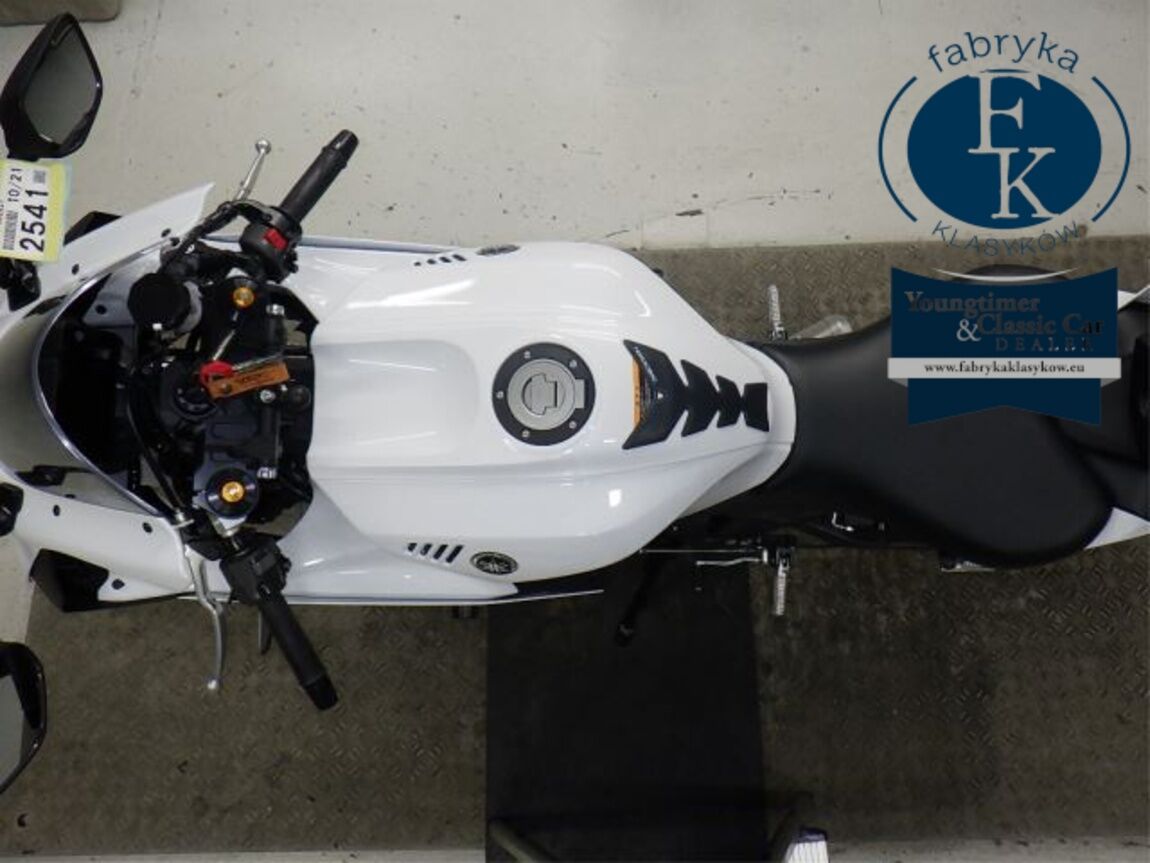 YAMAHA YZF-R7-2 2024 - zdjęcie 32