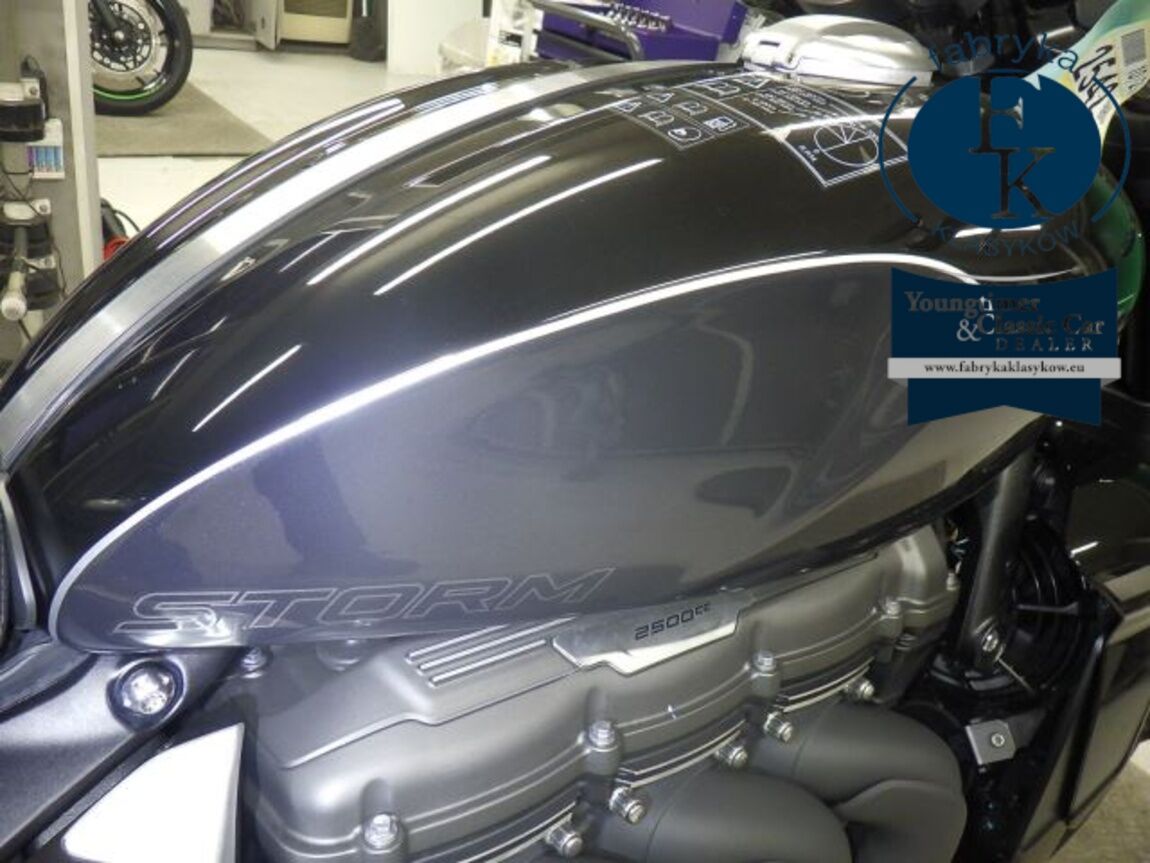 TRIUMPH ROCKET III STORM R 2026 - zdjęcie 17