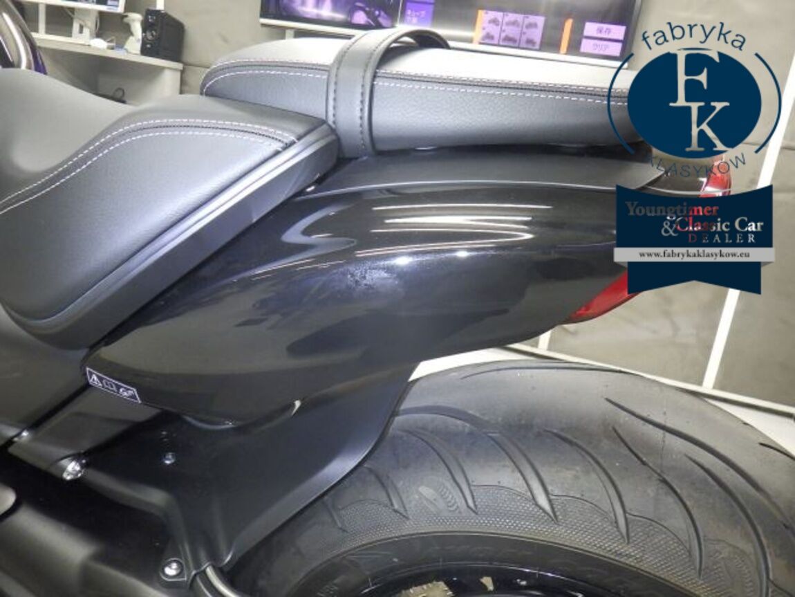 TRIUMPH ROCKET III STORM R 2026 - zdjęcie 20