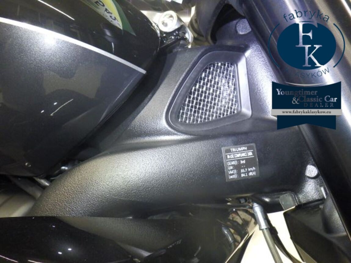 TRIUMPH ROCKET III STORM R 2026 - zdjęcie 30
