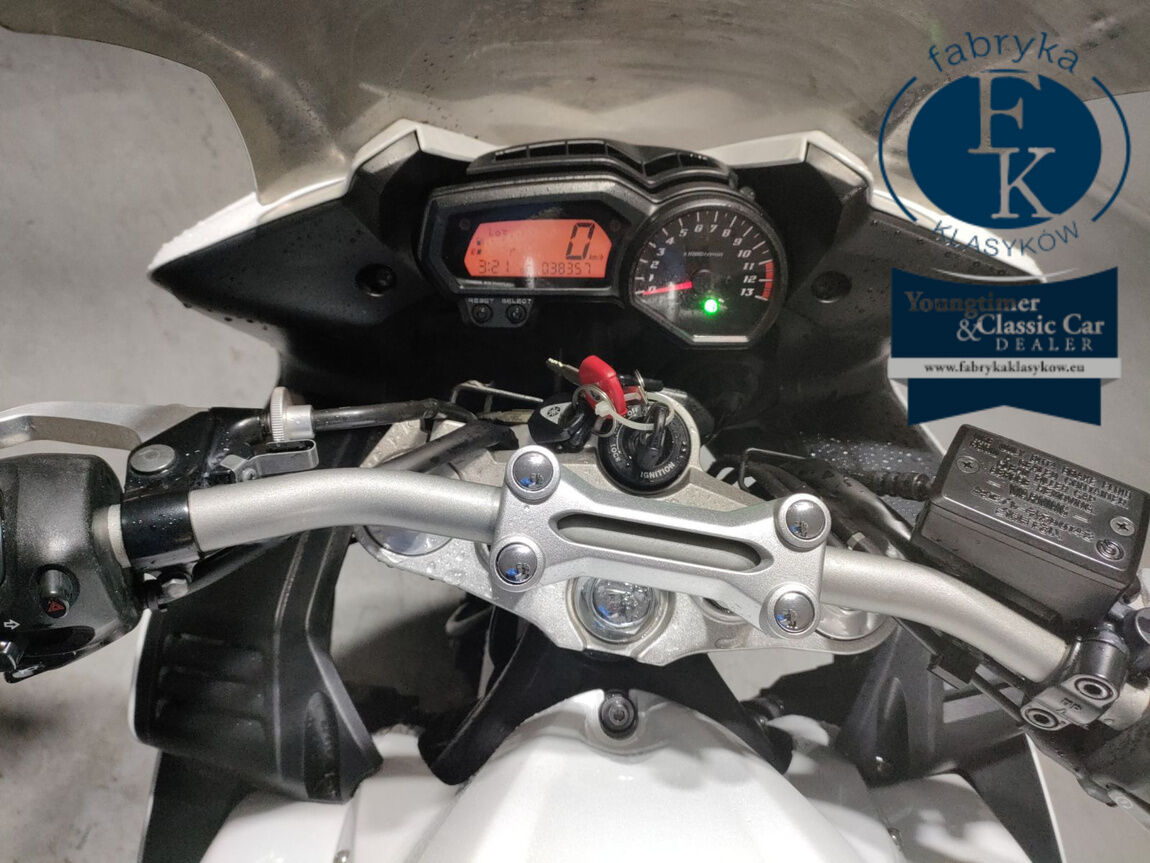 YAMAHA FZ-1 FEATHER 2011 - zdjęcie 6