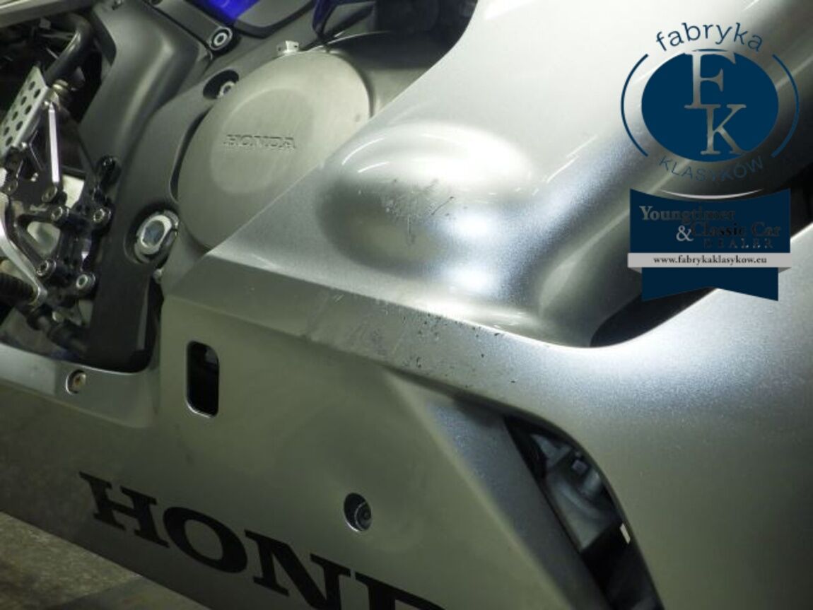 HONDA CBR1000RR 2005 - zdjęcie 21