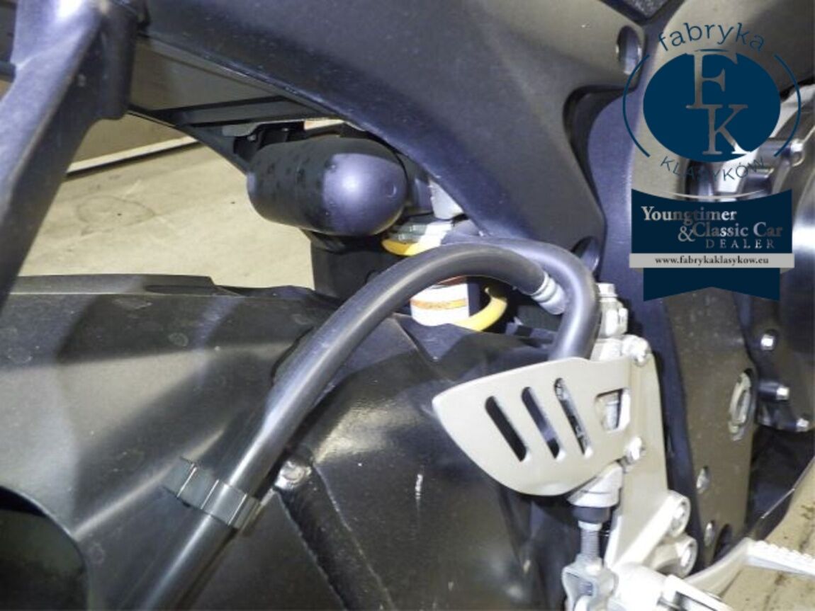 SUZUKI GSX-R750 2008 - zdjęcie 27