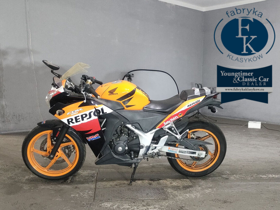 HONDA CBR250R - zdjęcie 3