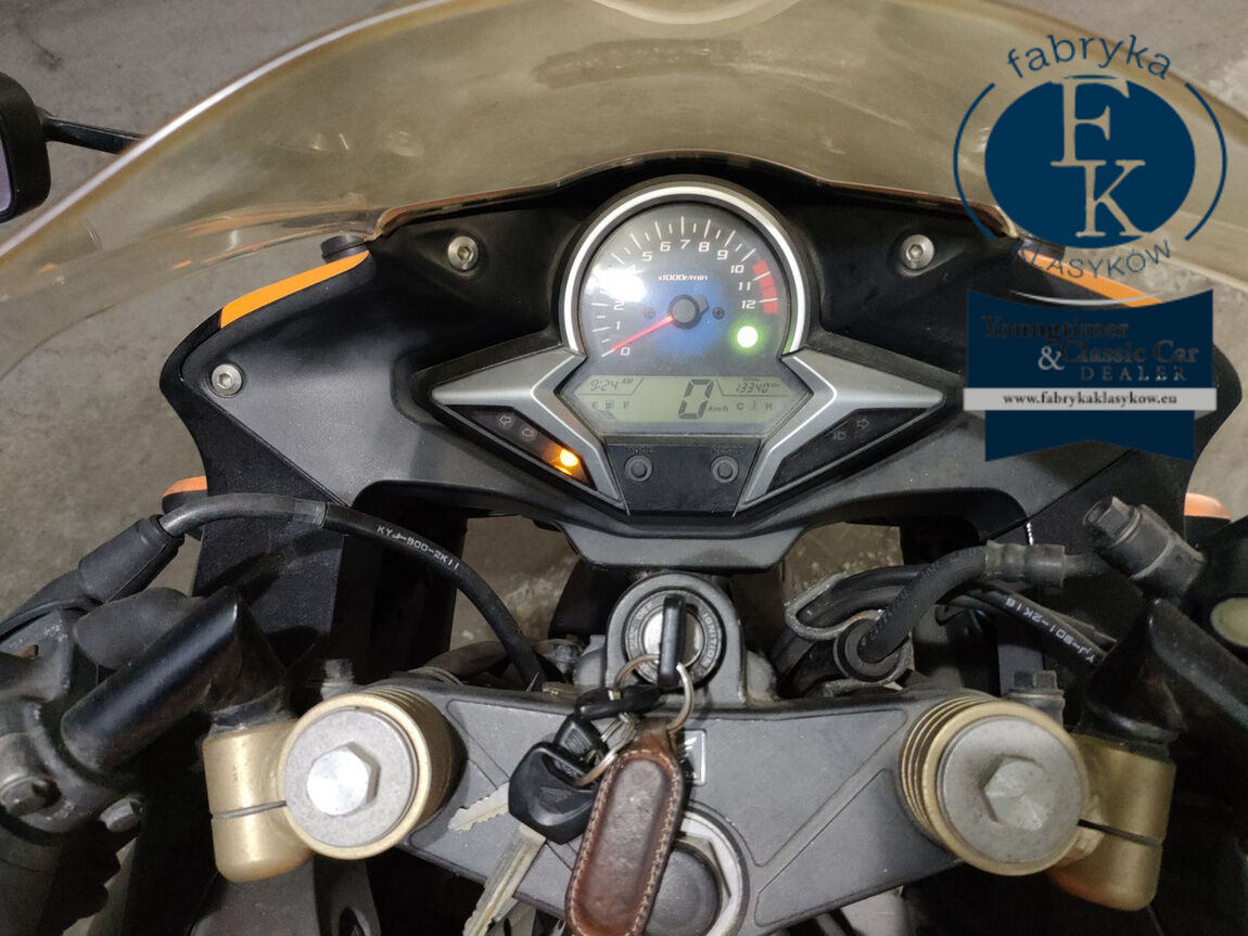 HONDA CBR250R - zdjęcie 6