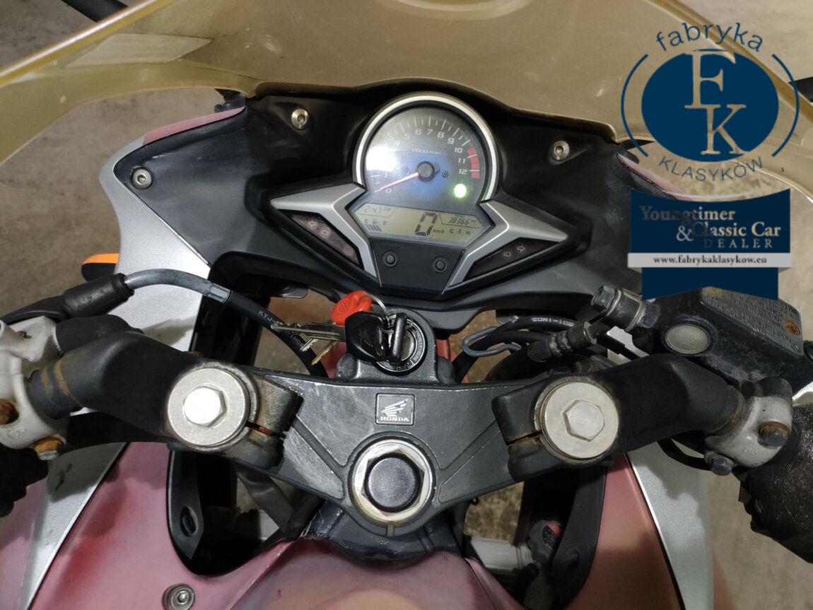 HONDA CBR250R  - zdjęcie 6