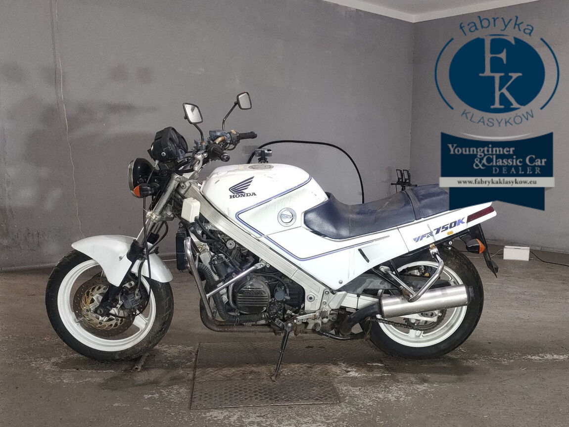 HONDA VFR750 TRAINING CAR 1996 - zdjęcie 3