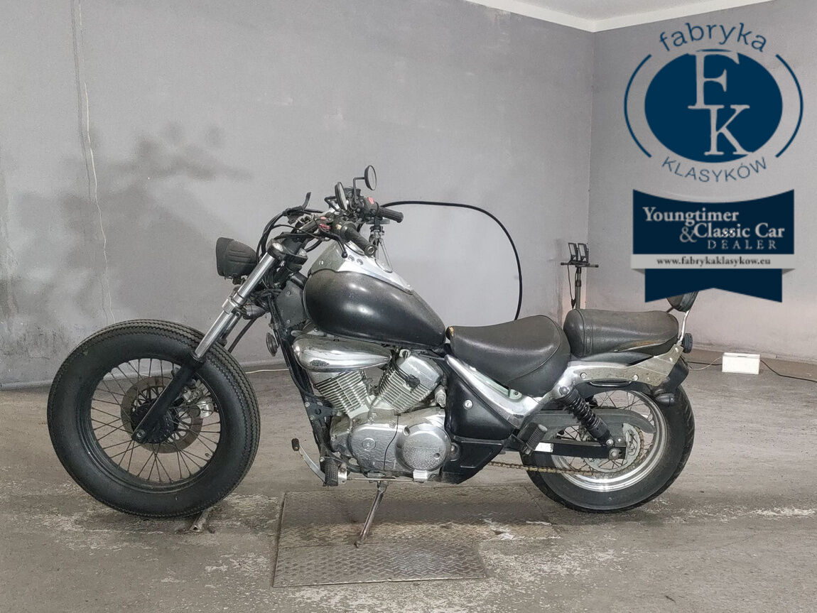 SUZUKI INTRUDER 250  - zdjęcie 3