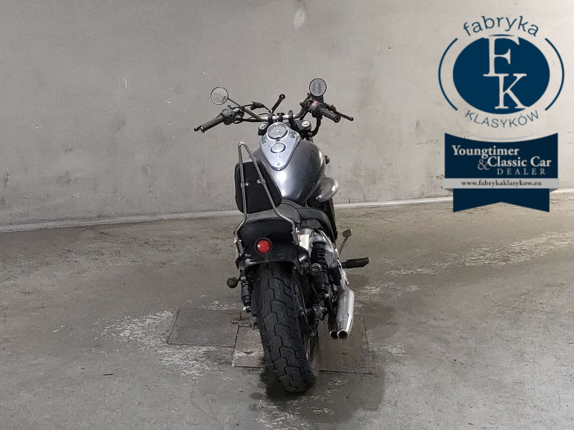 SUZUKI INTRUDER 250  - zdjęcie 5