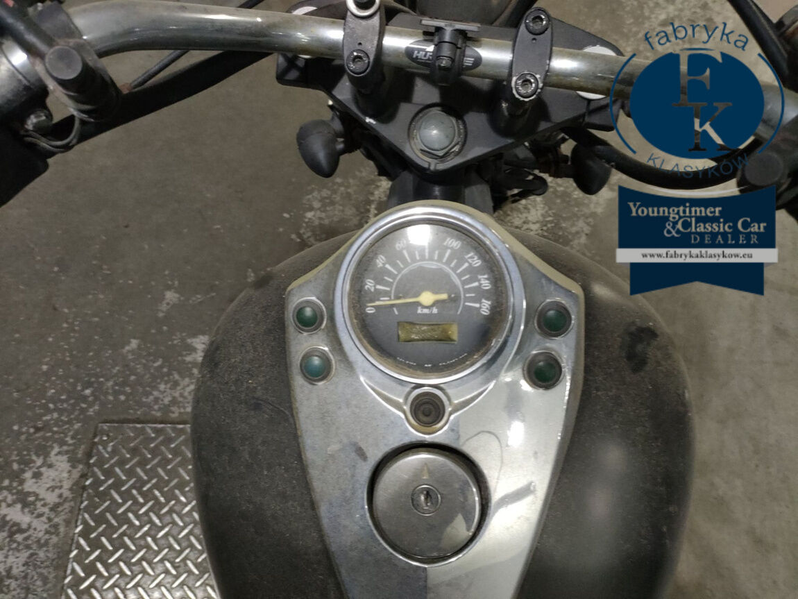 SUZUKI INTRUDER 250  - zdjęcie 6