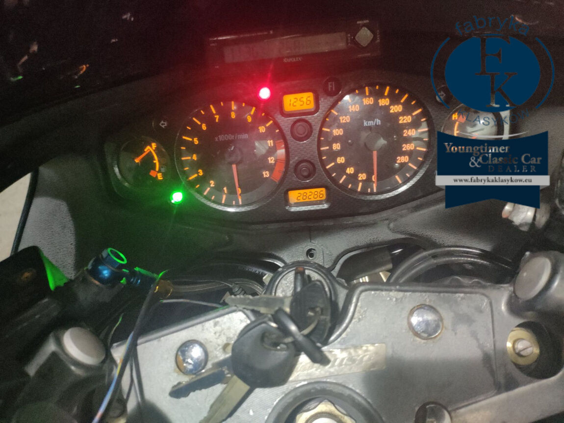 SUZUKI GSX1300R HAYABUSA 1999 - zdjęcie 6