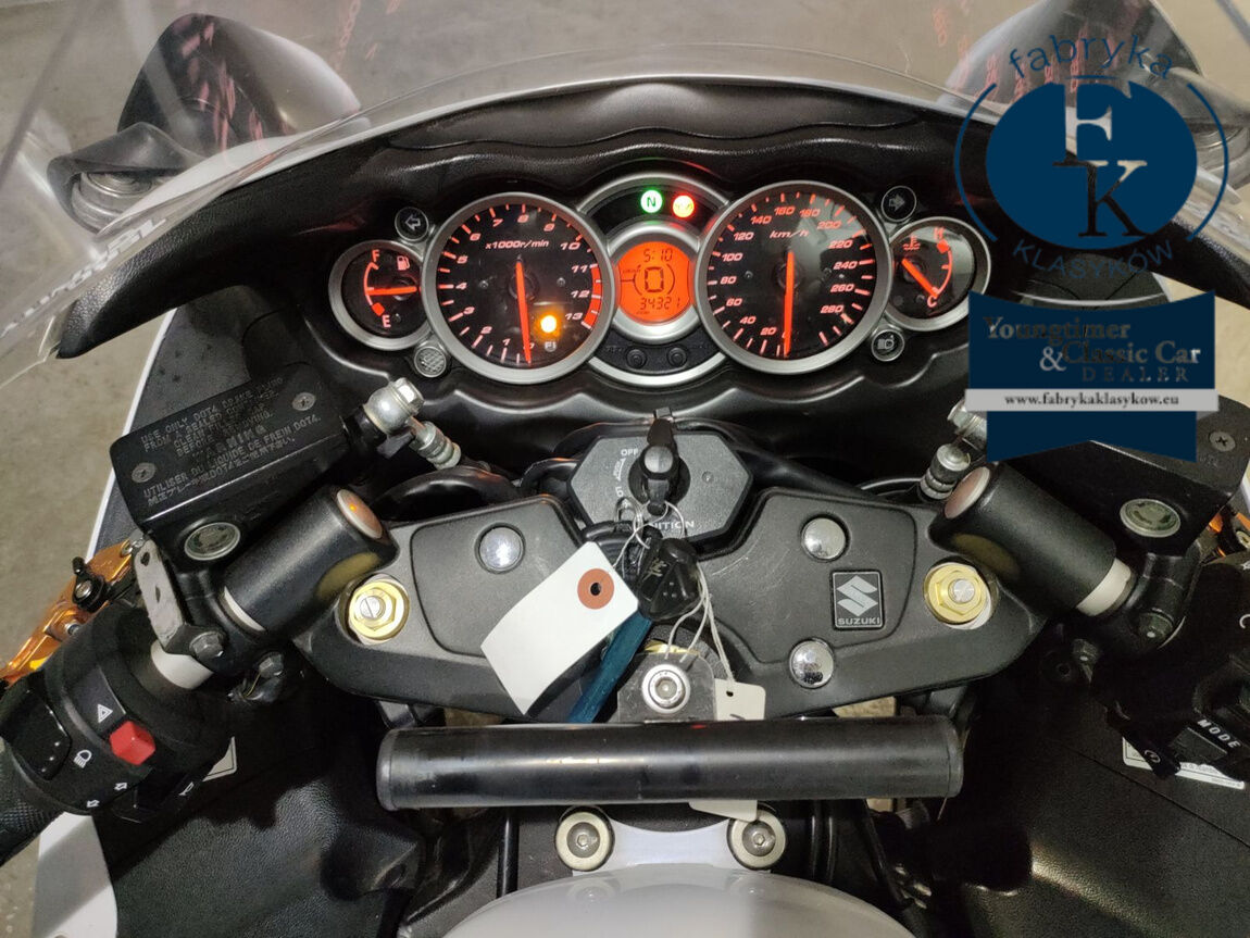 SUZUKI GSX1300R HAYABUSA 2014 - zdjęcie 6