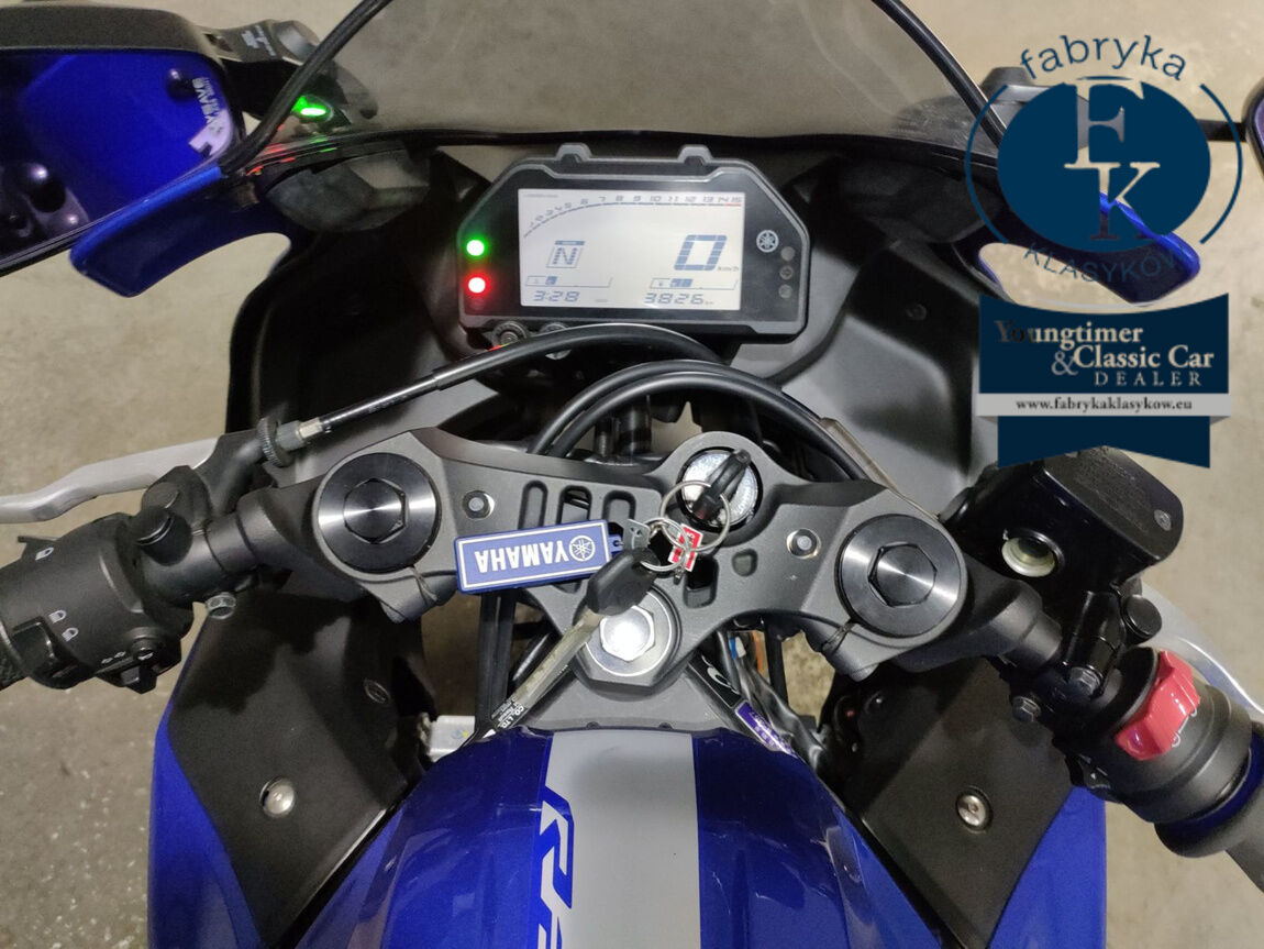 YAMAHA YZF-R25  - zdjęcie 6