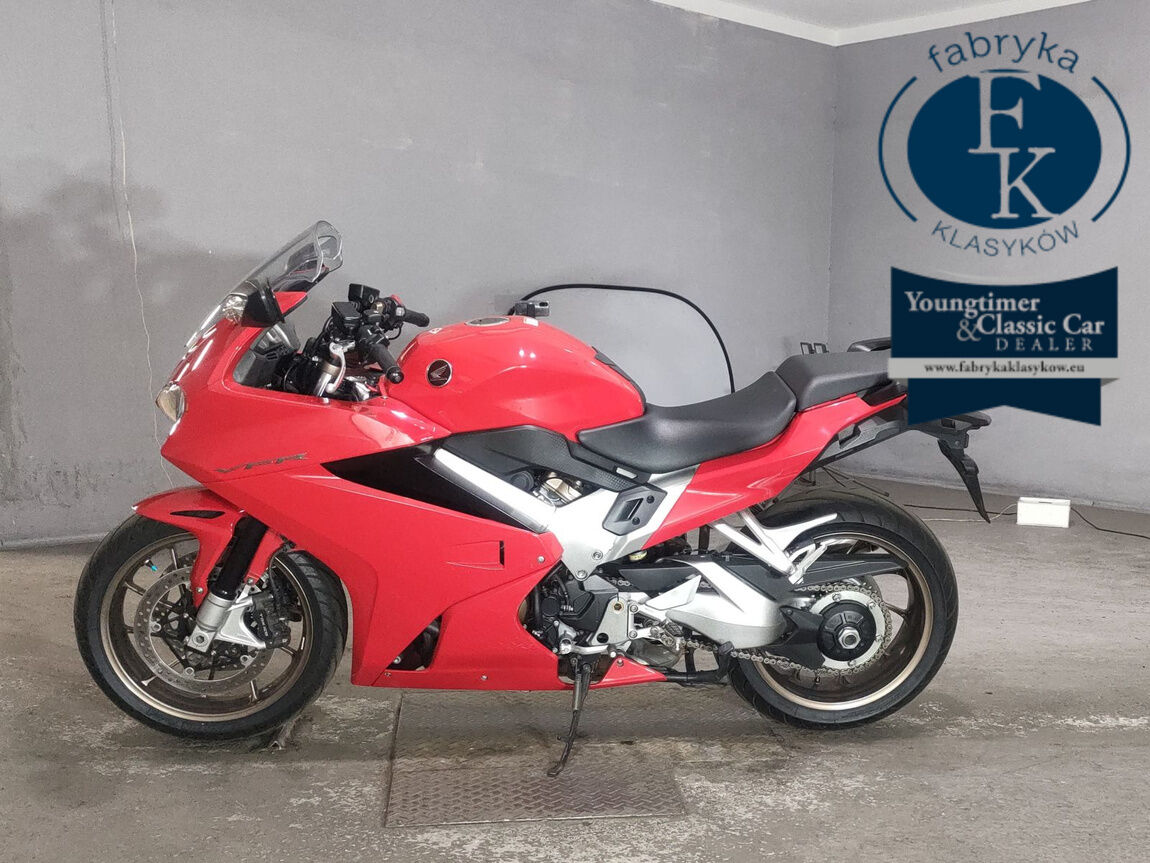 HONDA VFR800F 2015 - zdjęcie 3