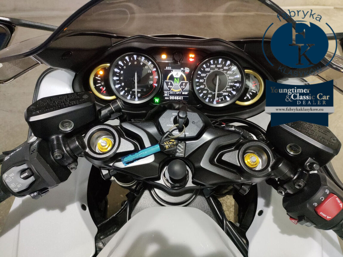 SUZUKI GSX1300R HAYABUSA 2022 - zdjęcie 6