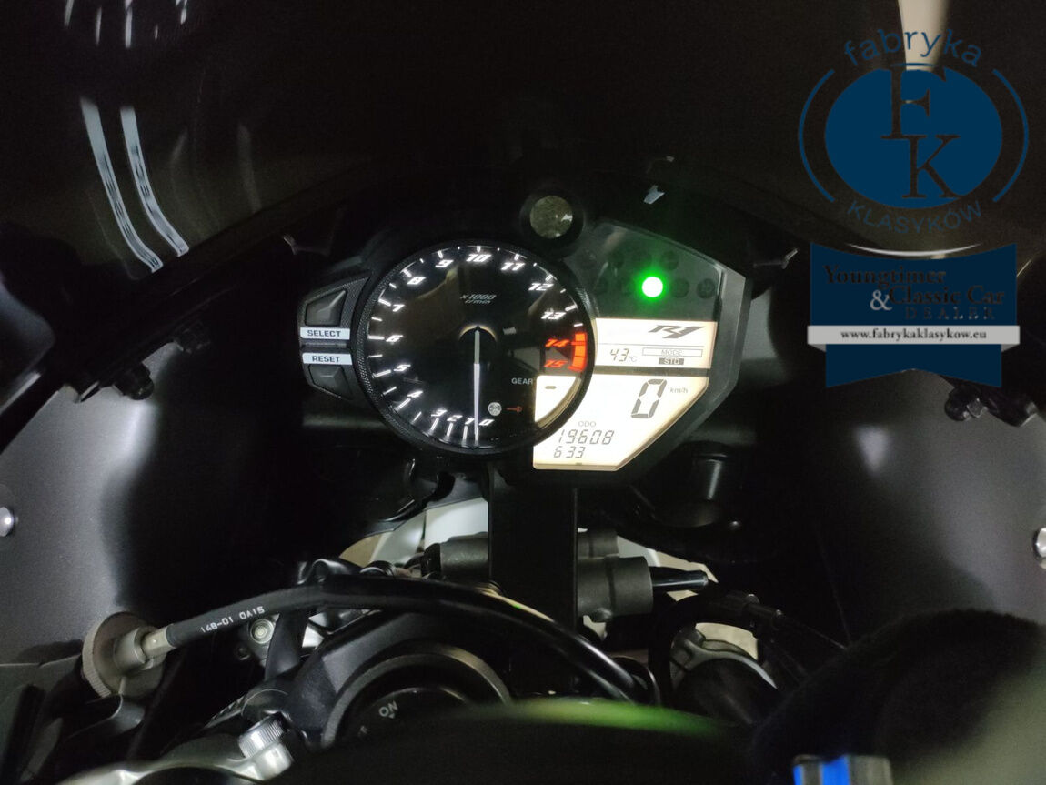YAMAHA YZF-R1 2013 - zdjęcie 6