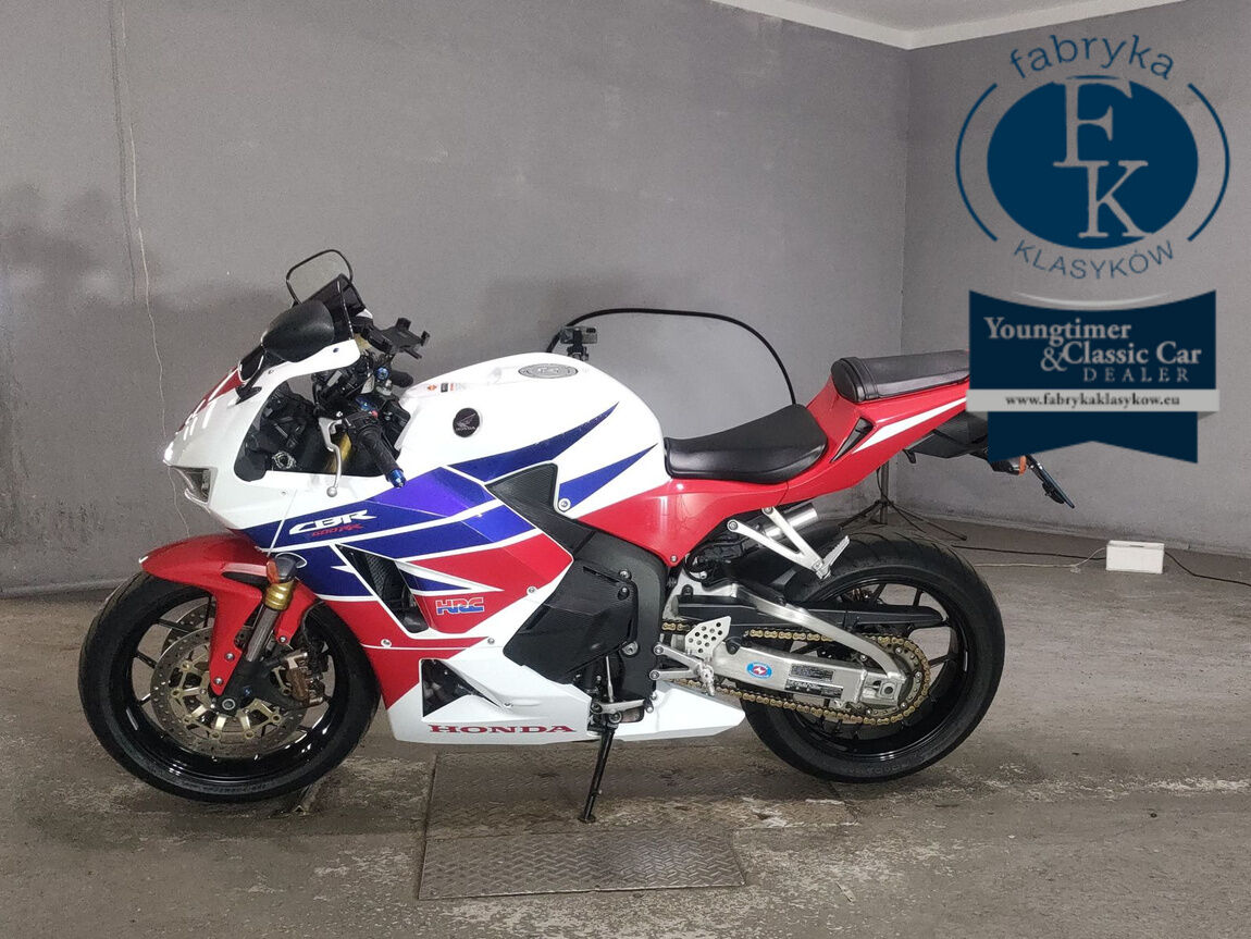 HONDA CBR600RR 2015 - zdjęcie 3