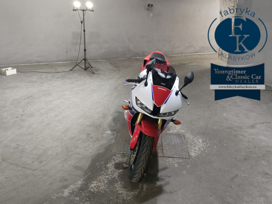 HONDA CBR600RR 2015 - zdjęcie 4