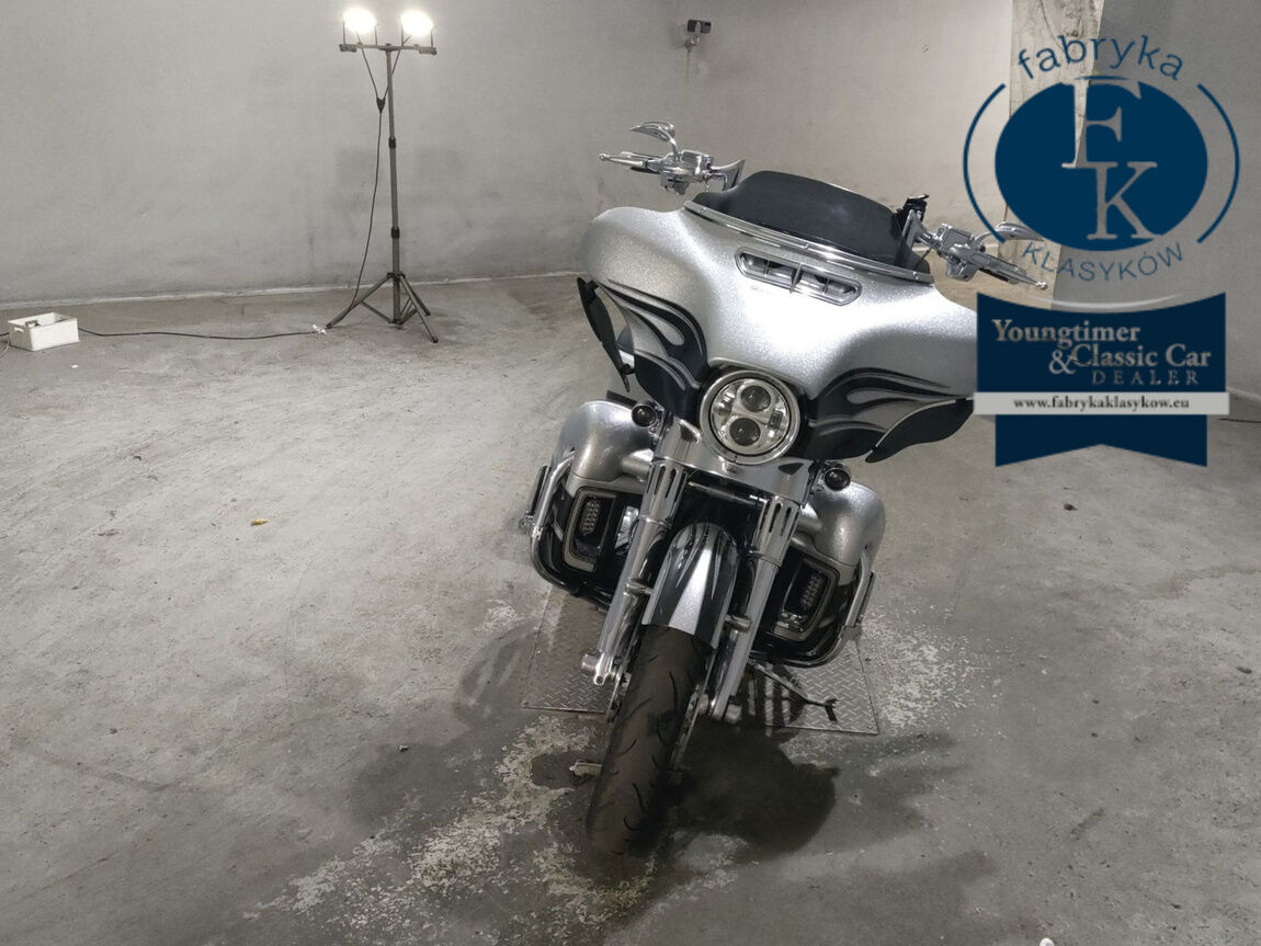 HARLEY-DAVIDSON FLHXSE1800CVO 2014 - zdjęcie 4