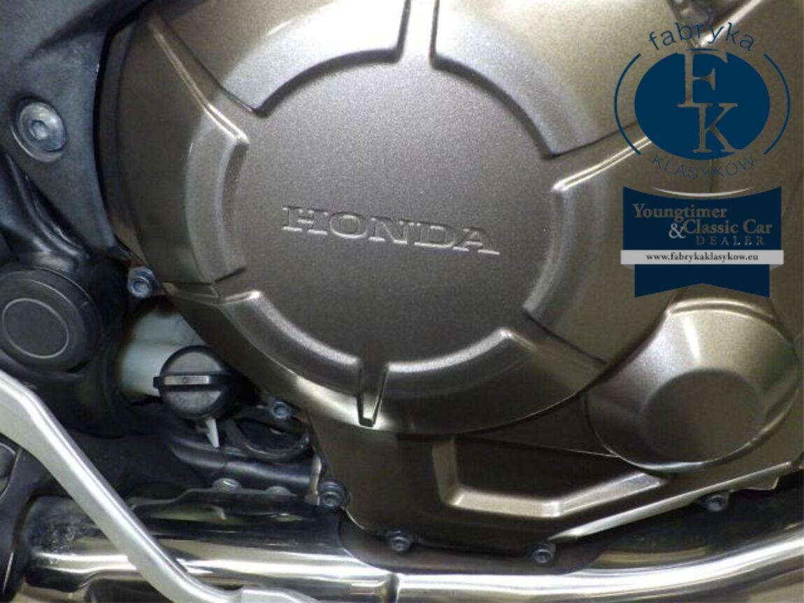 HONDA CFR1000 AfricaTwin 2016 - zdjęcie 9