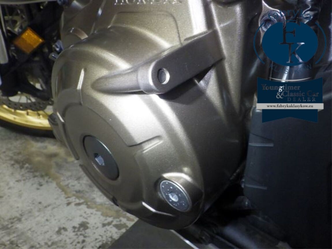 HONDA CFR1000 AfricaTwin 2016 - zdjęcie 12