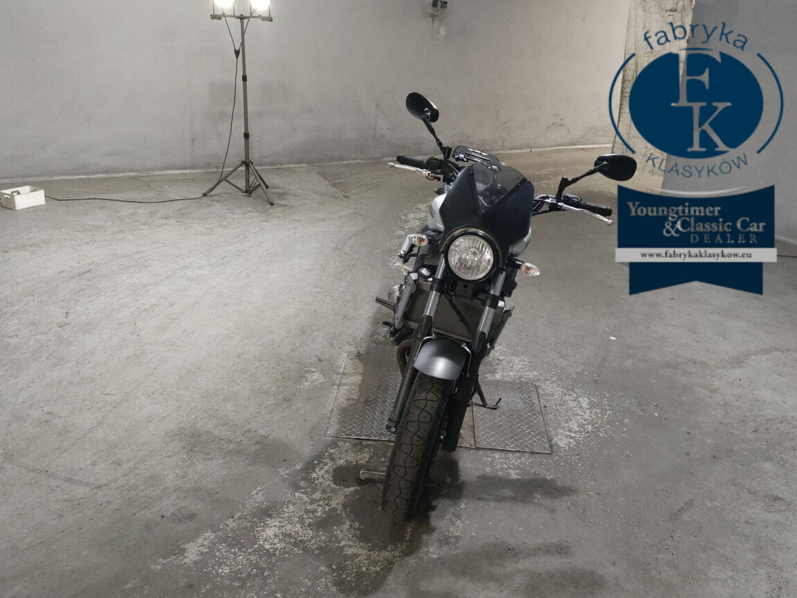 YAMAHA XSR700 2019 - zdjęcie 4