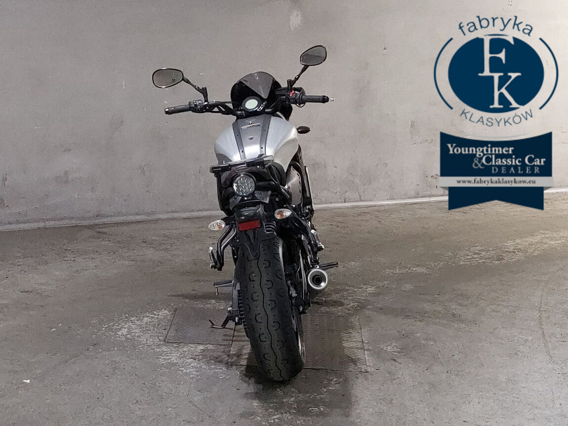 YAMAHA XSR700 2019 - zdjęcie 5