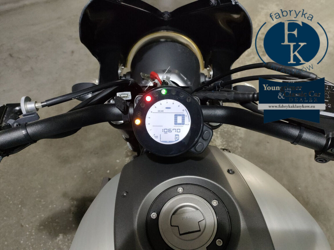 YAMAHA XSR700 2019 - zdjęcie 6