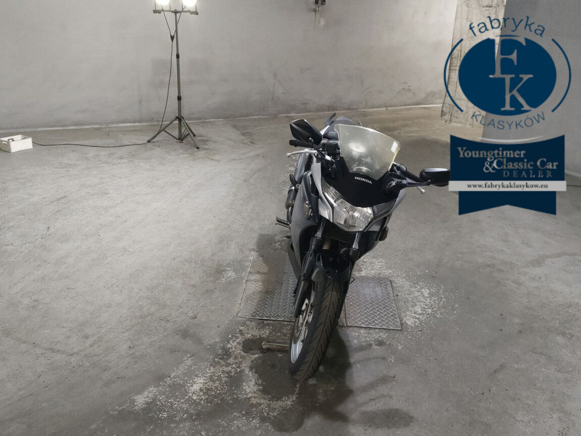 HONDA CBR250R  - zdjęcie 4