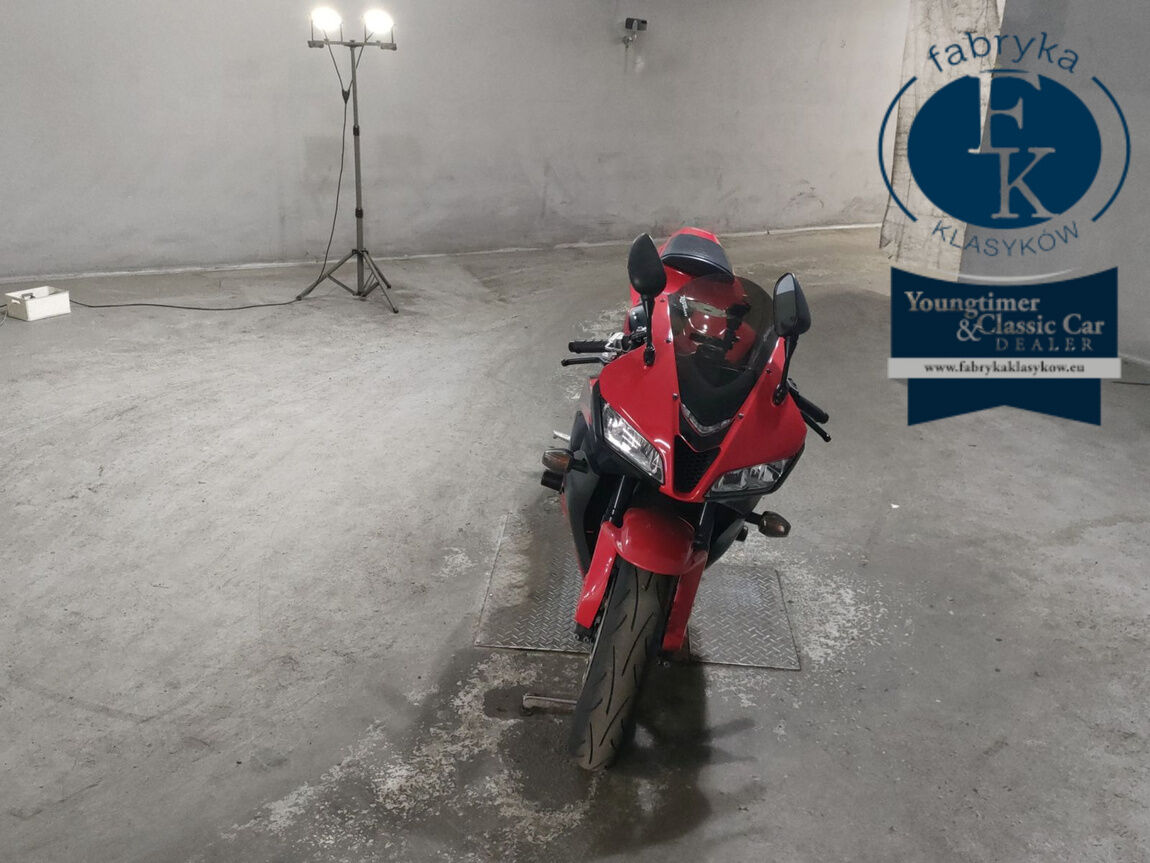 HONDA CBR600RR 2008 - zdjęcie 4