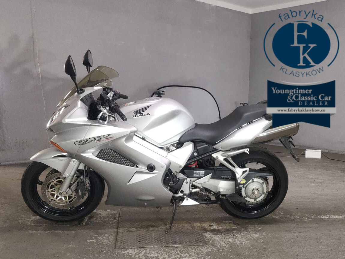 HONDA VFR800 2003 - zdjęcie 3