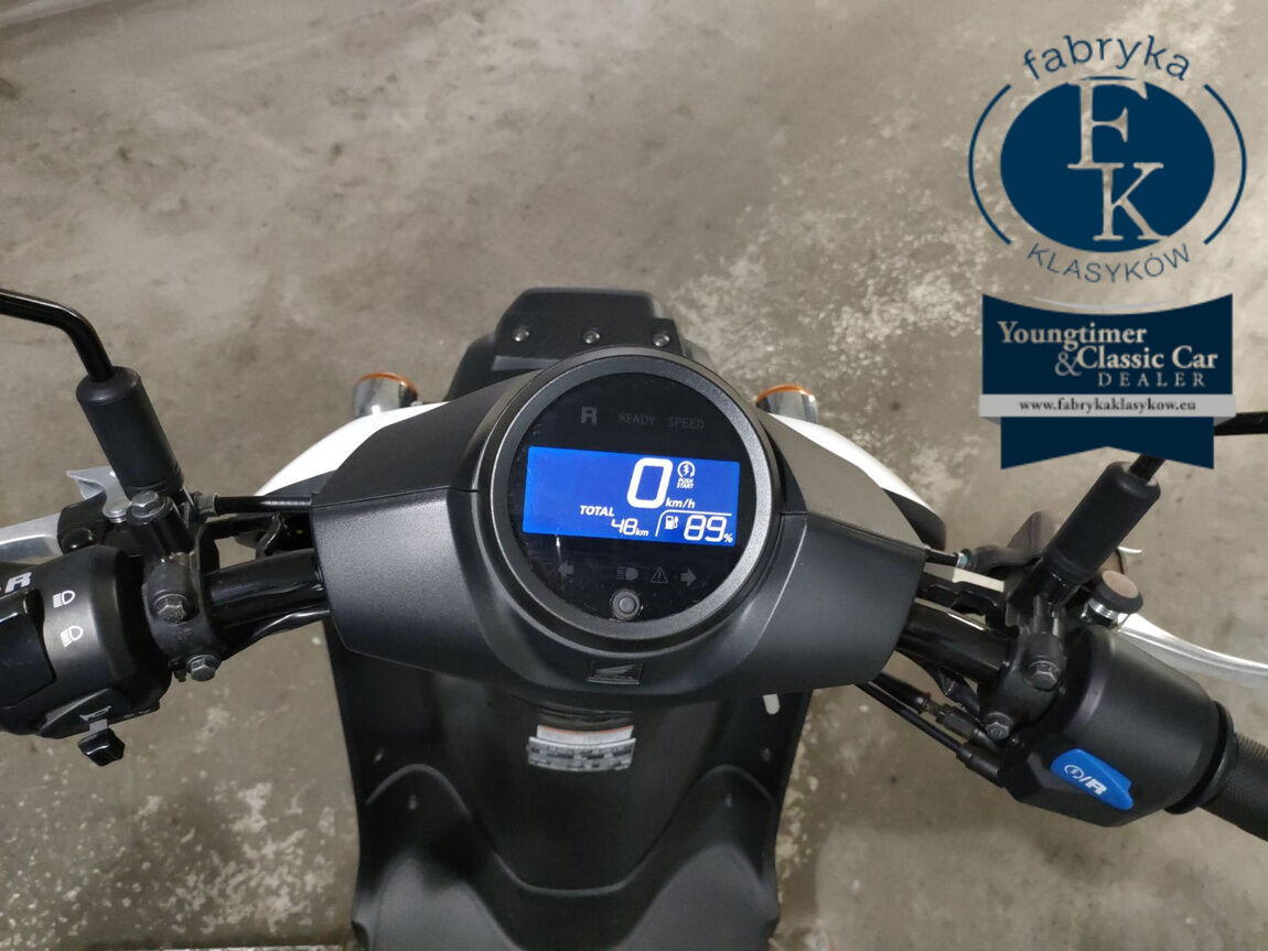HONDA BENRIIE:1  - zdjęcie 6