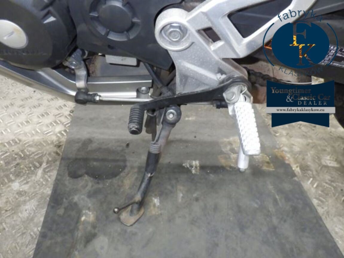 HONDA CB125R - zdjęcie 29