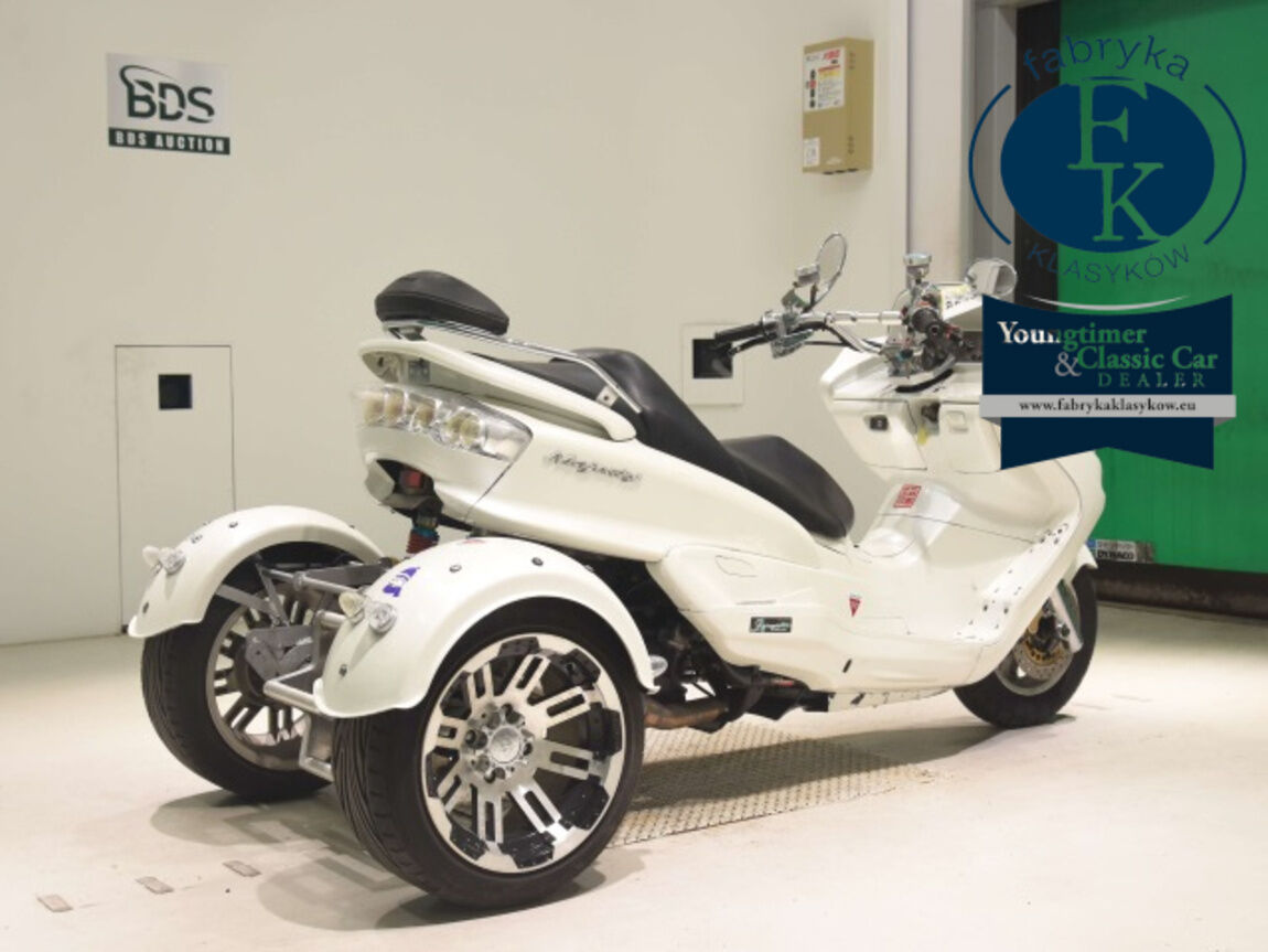YAMAHA MAJESTY 250-2 TRIKE - zdjęcie 6