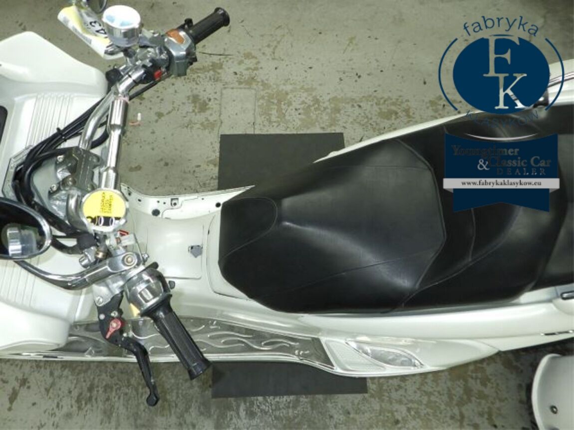 YAMAHA MAJESTY 250-2 TRIKE - zdjęcie 32