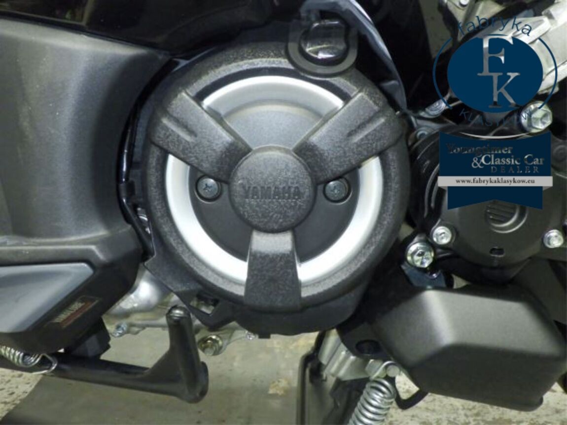YAMAHA T-MAX560T 2022 - zdjęcie 11