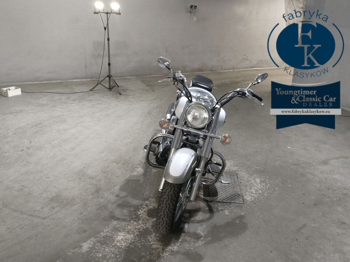 YAMAHA DRAGSTAR1100 CLASSIC 2008 - zdjęcie 4