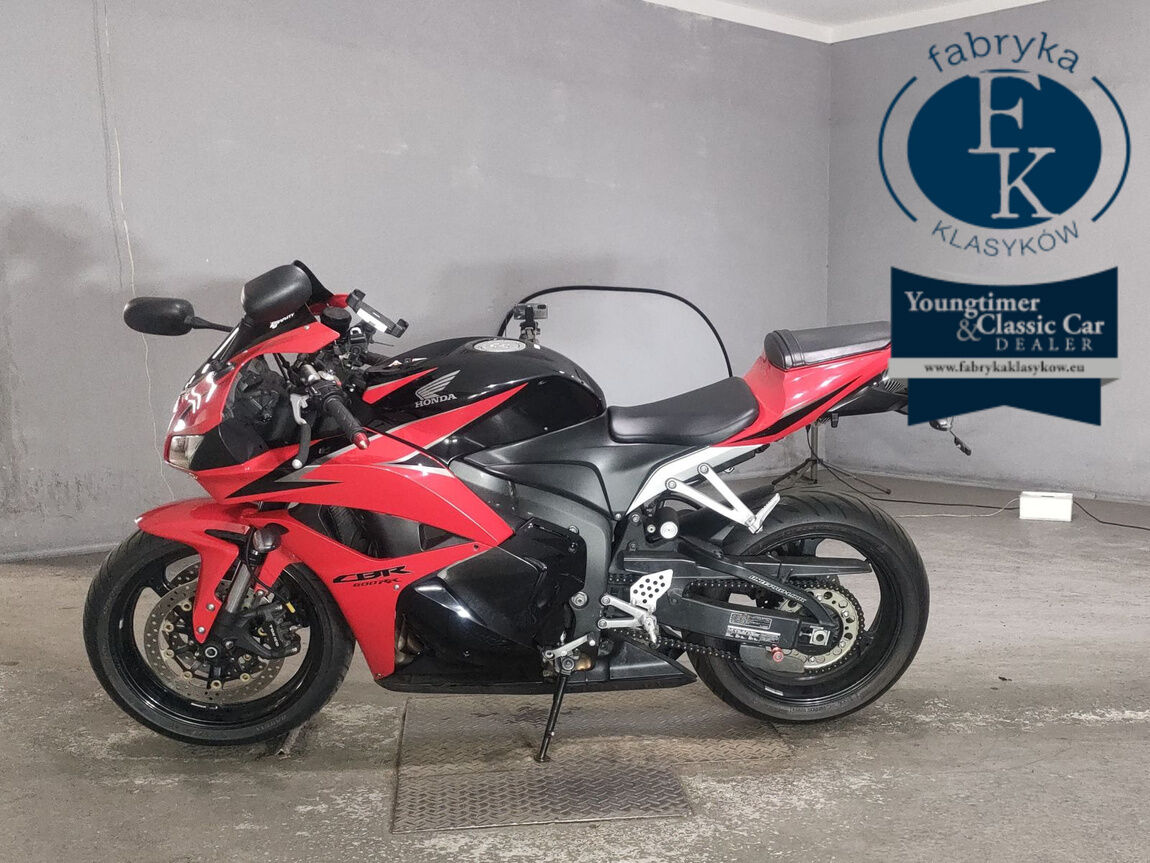 HONDA CBR600RR 2010 - zdjęcie 3