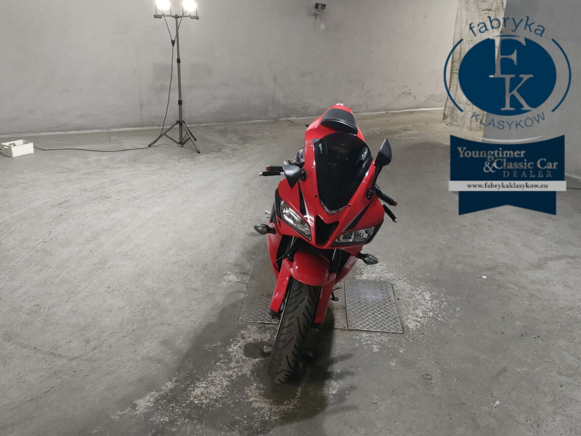 HONDA CBR600RR 2010 - zdjęcie 4